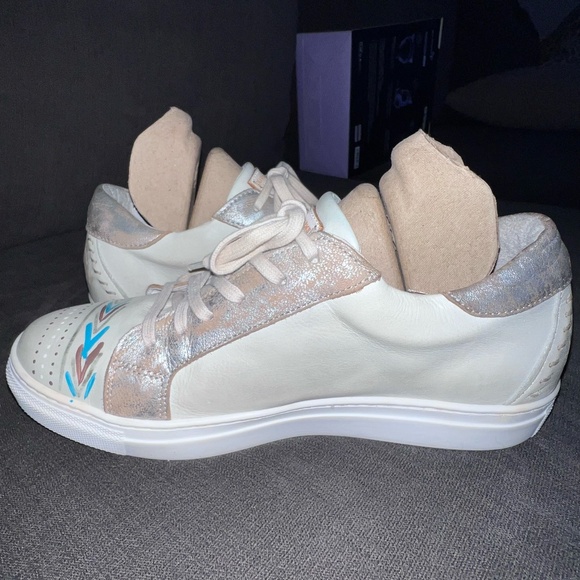 Karma of Charme Sundance Naïf Hand Painted Leather Sneakers - Sz 38 (8.0-8.5) - Picture 7 of 16